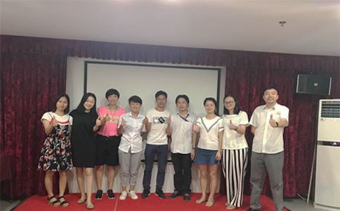  通發(fā)激光的家人們和各位美女初次見面！